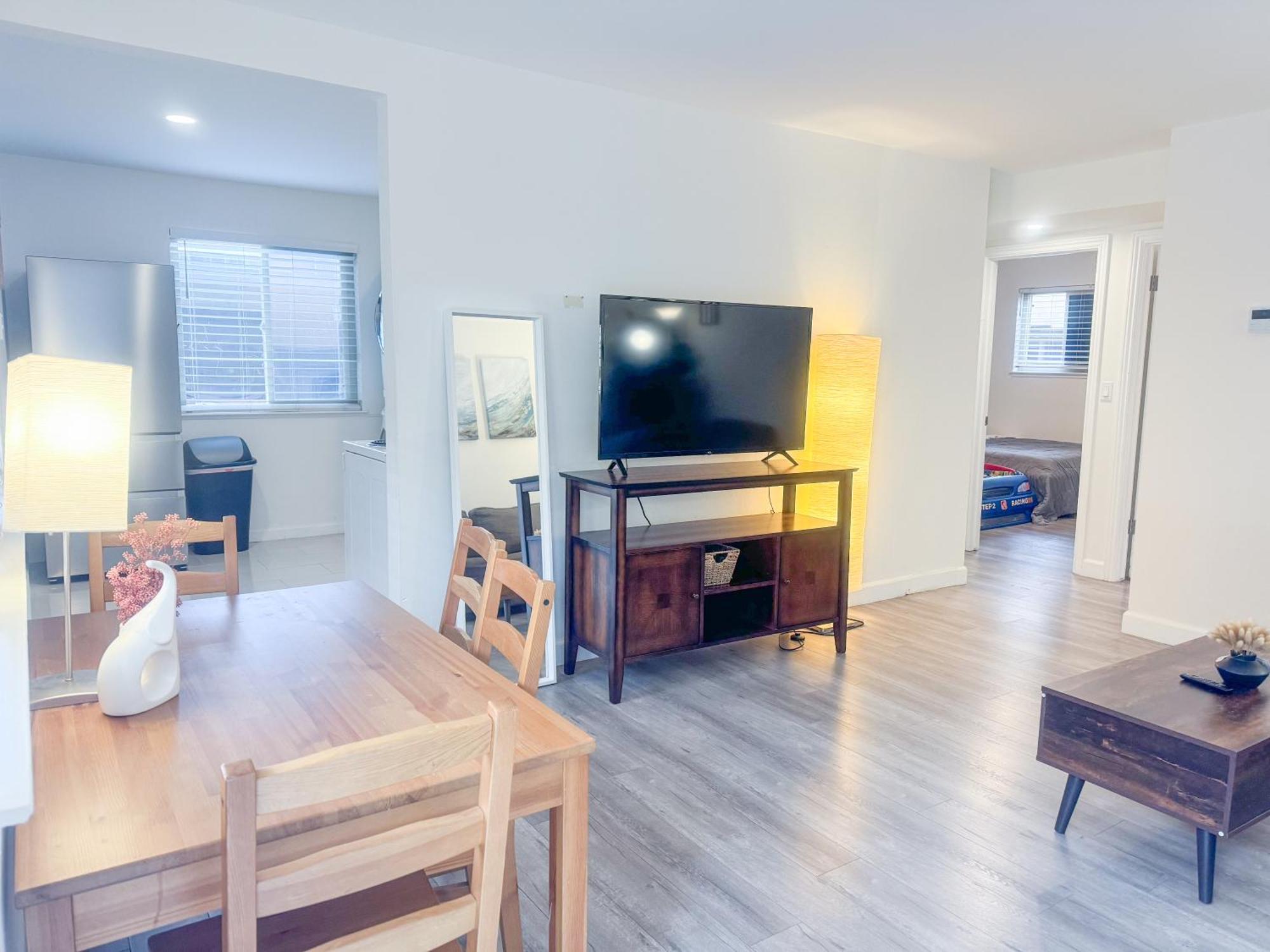 2Br Apt With Brand New Super Quite Ac, Washer, Dryer, Free Ev Station, Free Parking In Cupertino Sunnyvale Exteriör bild